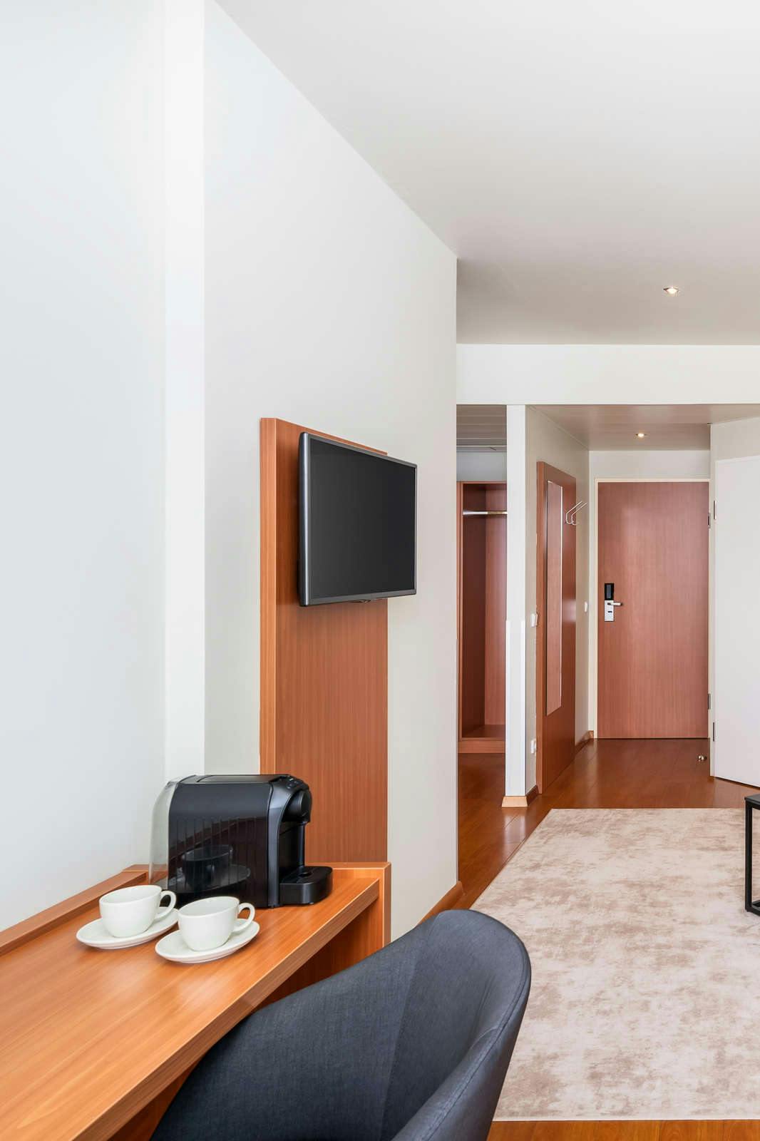 Hotel Leonardo Hotel Salzburg Airport photo 4