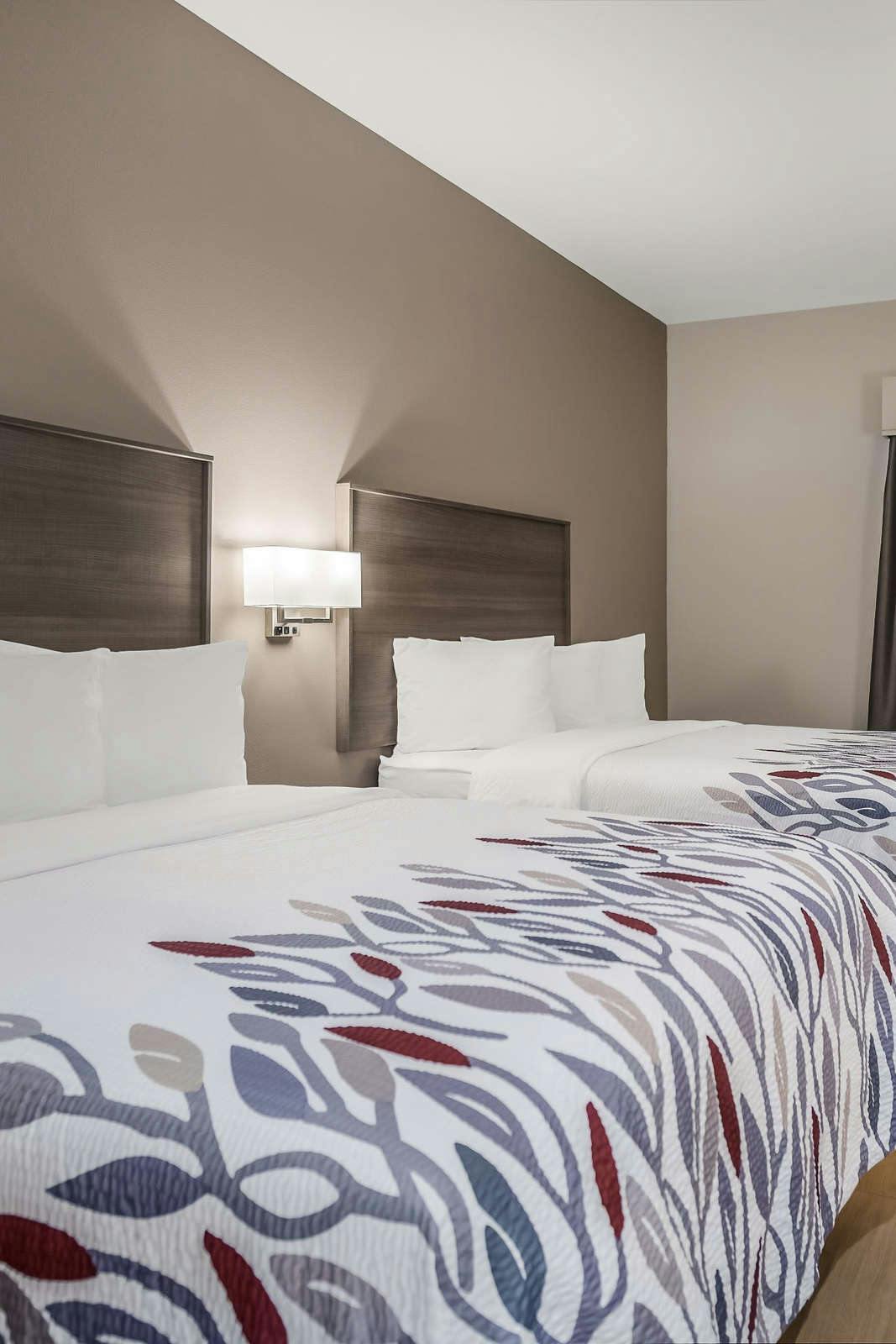 Hotel Red Roof Inn Lancaster, TX photo 3