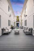 Hotel Wilshire Crest Hotel photo 2