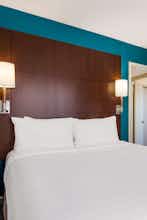 Hotel Sonesta ES Suites Chicago Downtown Magnificent Mile - Medical photo 4