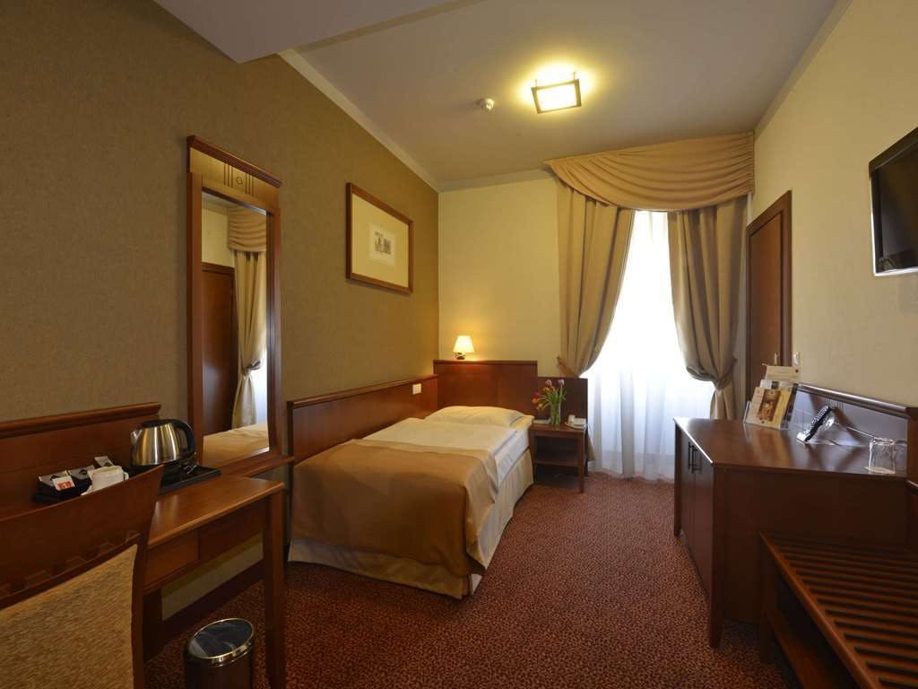 Hotel Mercure Szekesfehervar Magyar Kiraly photo 3