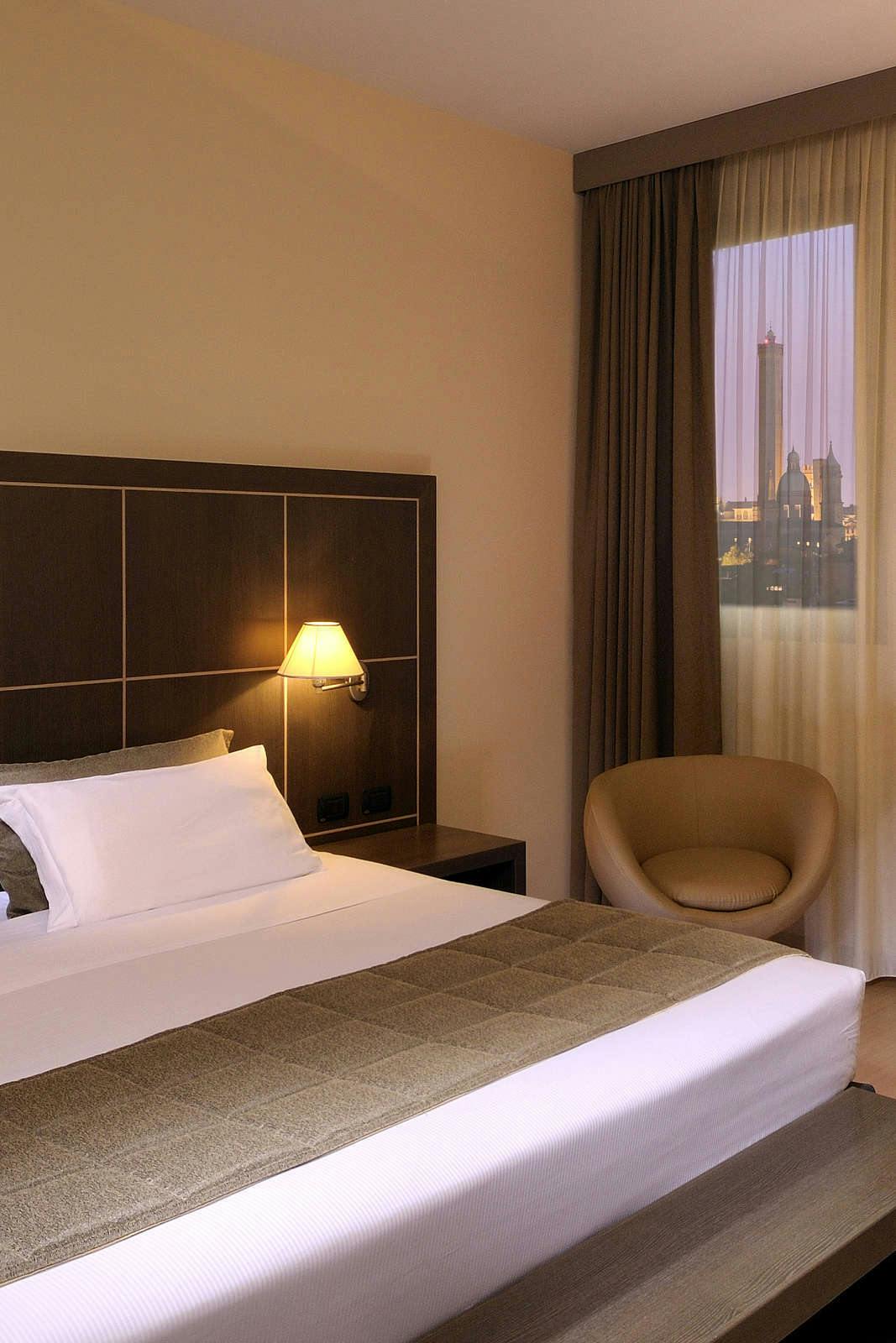 Hotel Savhotel Aemilia Bologna photo 4