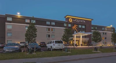 La Quinta Inn & Suites by Wyndham Portland DT/Maine Med