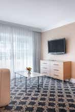 Hotel Beverly Hills Plaza Hotel & Spa photo 4