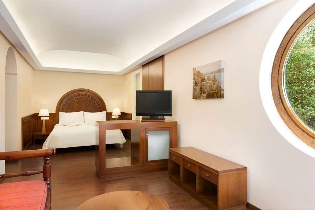 Hotel Ramada by Wyndham Loutraki Poseidon Resort photo 5