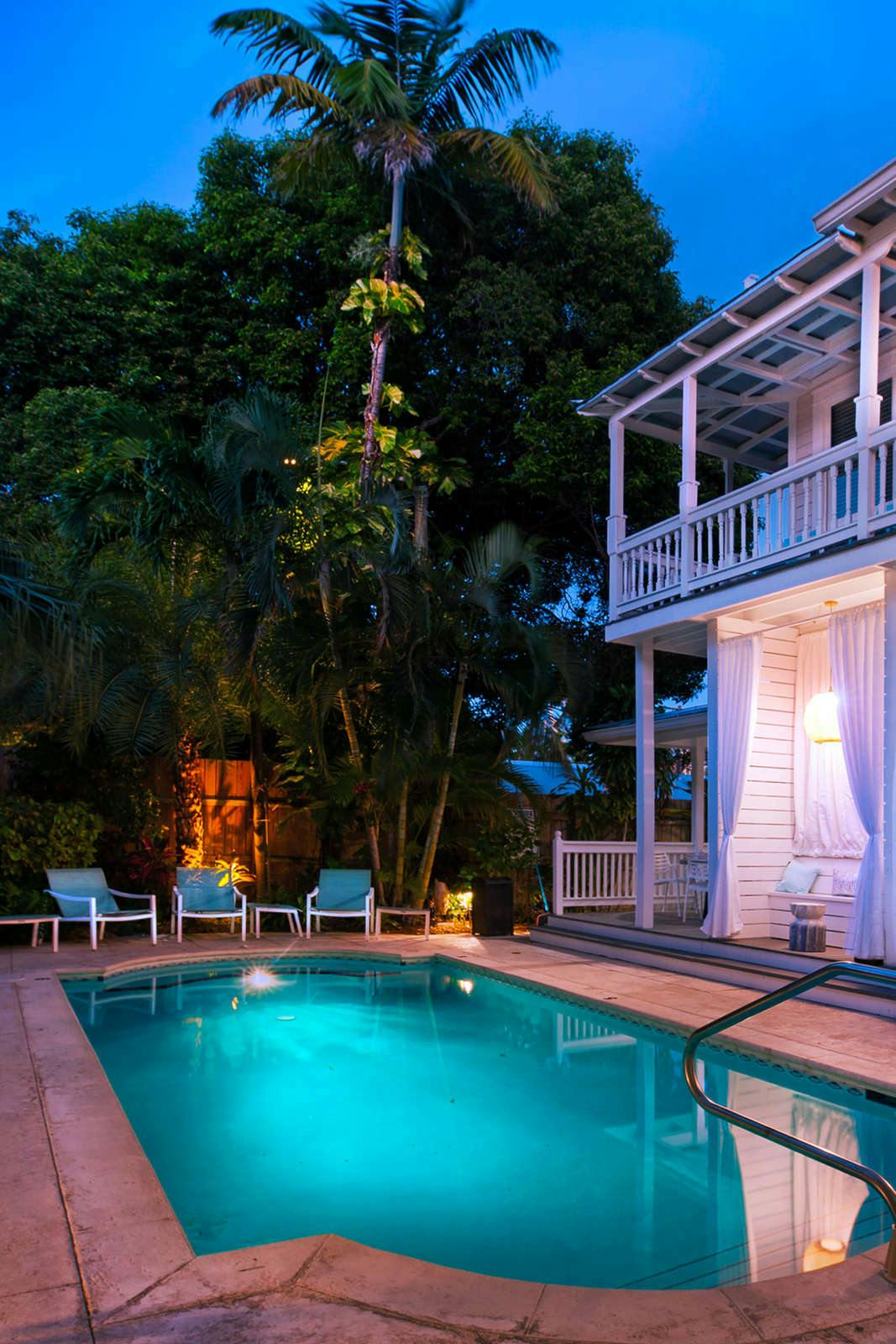 Hotel Coco Plum Inn photo 1