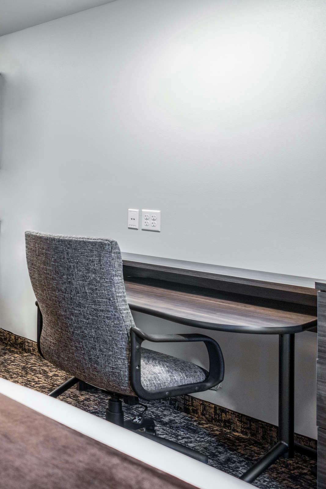 Hotel My Place Hotel-East Moline Quad Citites, IL Twitter photo 4