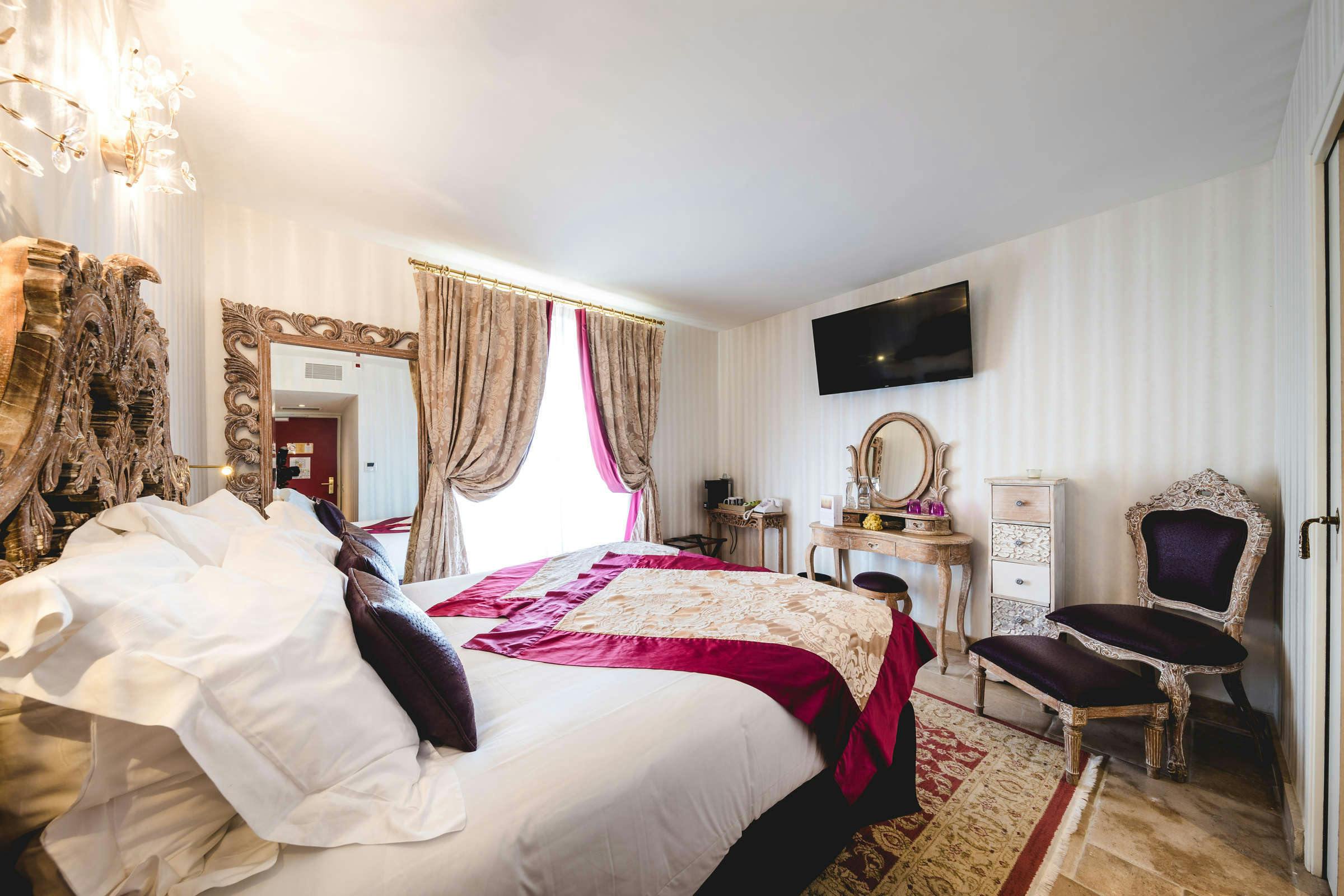 Hotel Hôtel Le Petit Palais d'Aglaé photo 1