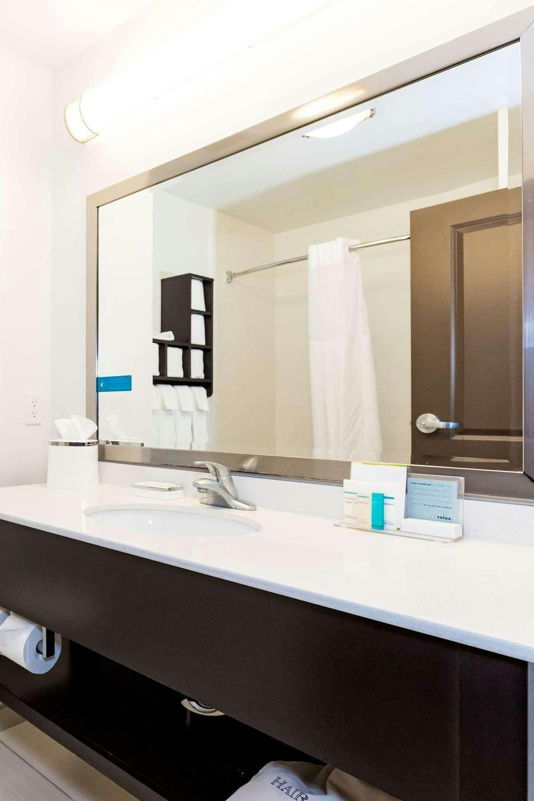 Hotel Hampton Inn & Suites Sandusky/Milan photo 2