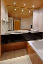 Hotel Van Der Valk Hotel Barcarola photo 3