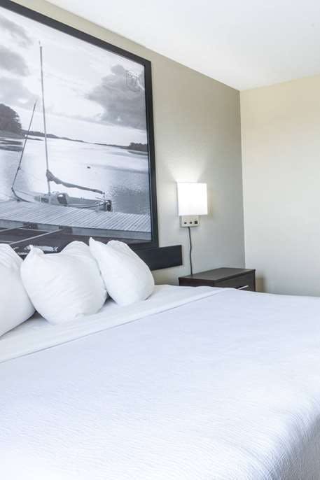 Hotel Super 8 by Wyndham Truro NS photo 4