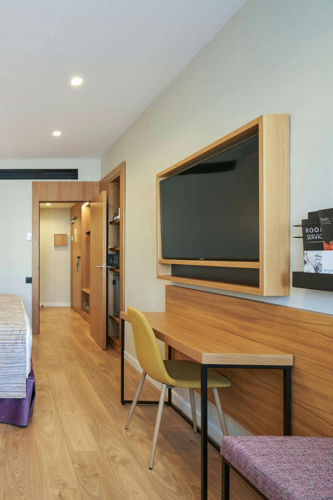 Hotel Catalonia Diagonal Centro photo 4