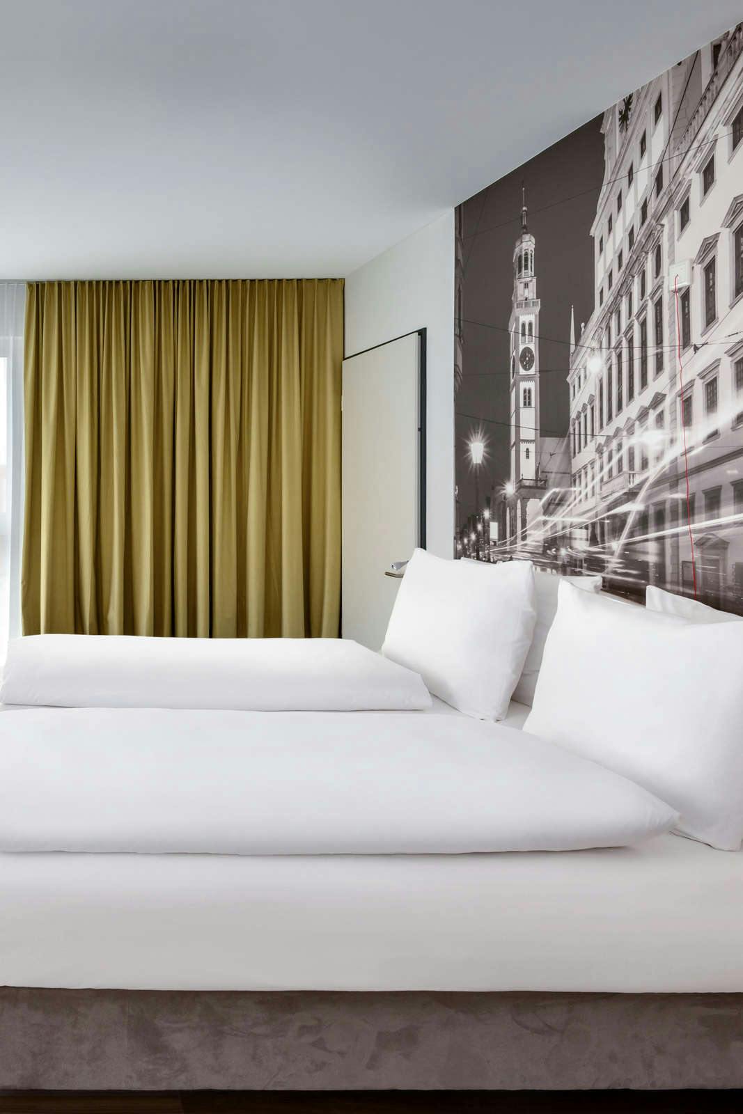 Hotel Super 8 by Wyndham Augsburg photo 2