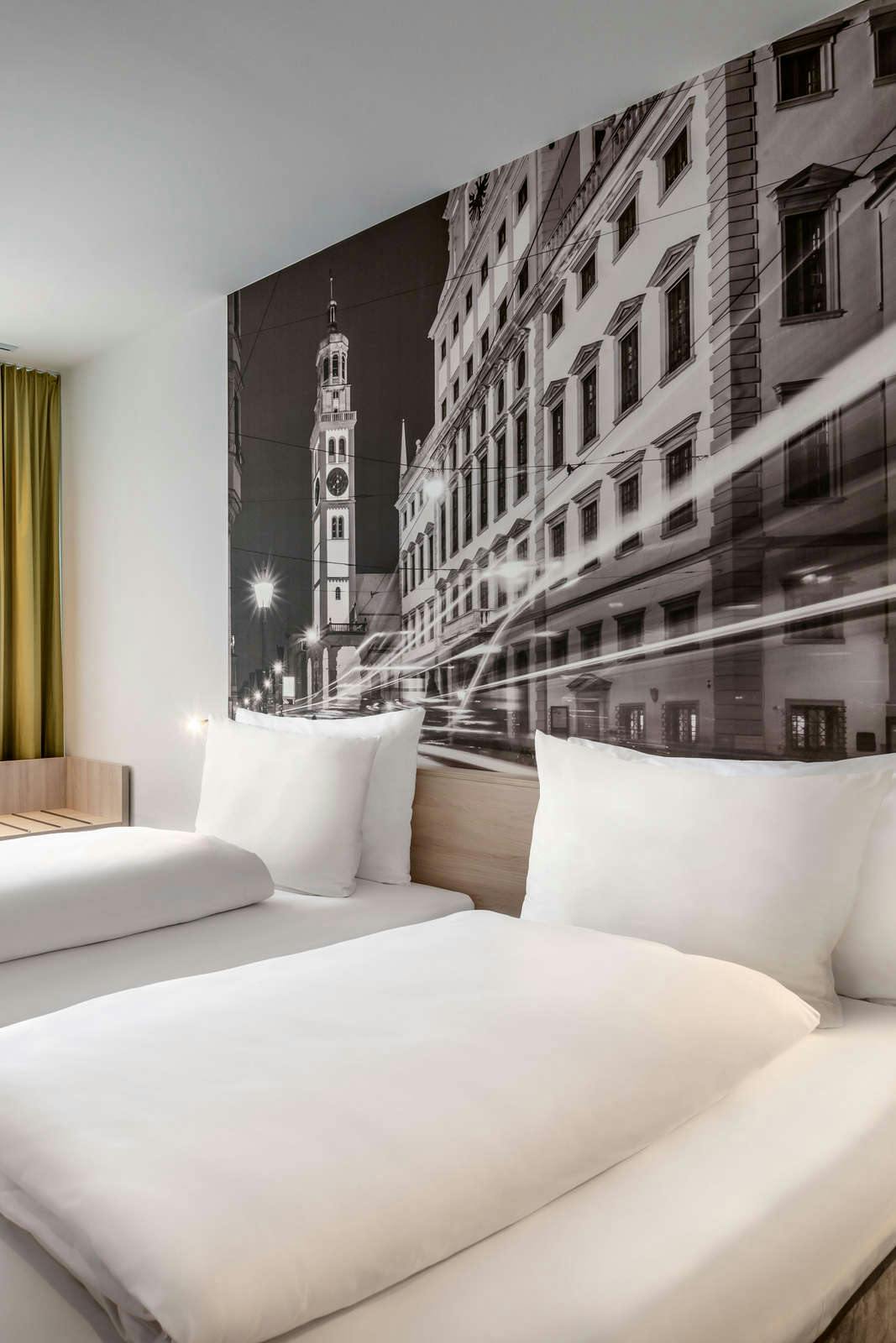 Hotel Super 8 by Wyndham Augsburg photo 1