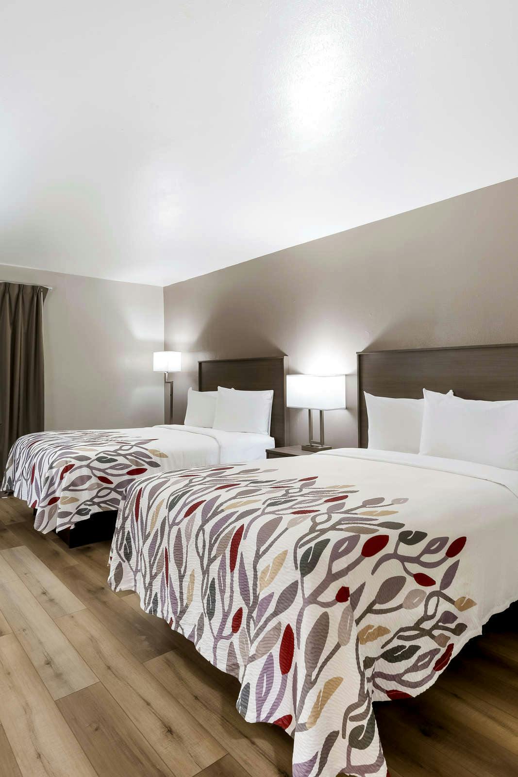 Hotel Red Roof Inn Madisonville photo 3