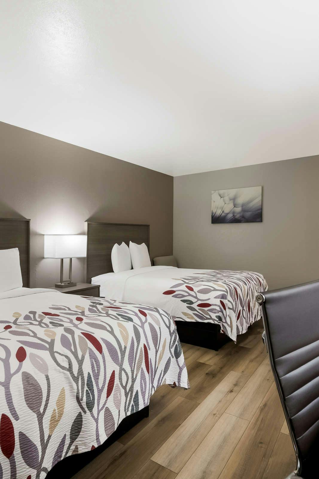 Hotel Red Roof Inn Madisonville photo 5