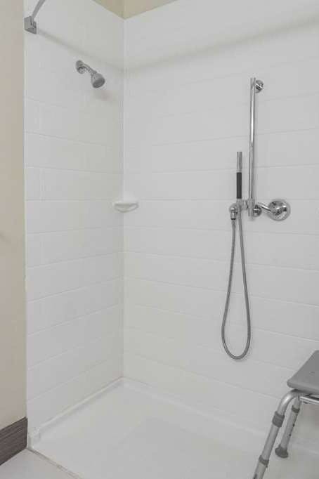 Hotel Days Inn and Suites by Wyndham Oxford photo 5