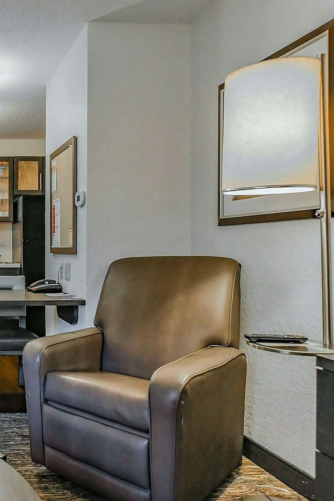 Hotel Sonesta Simply Suites Denver West Federal Center photo 4