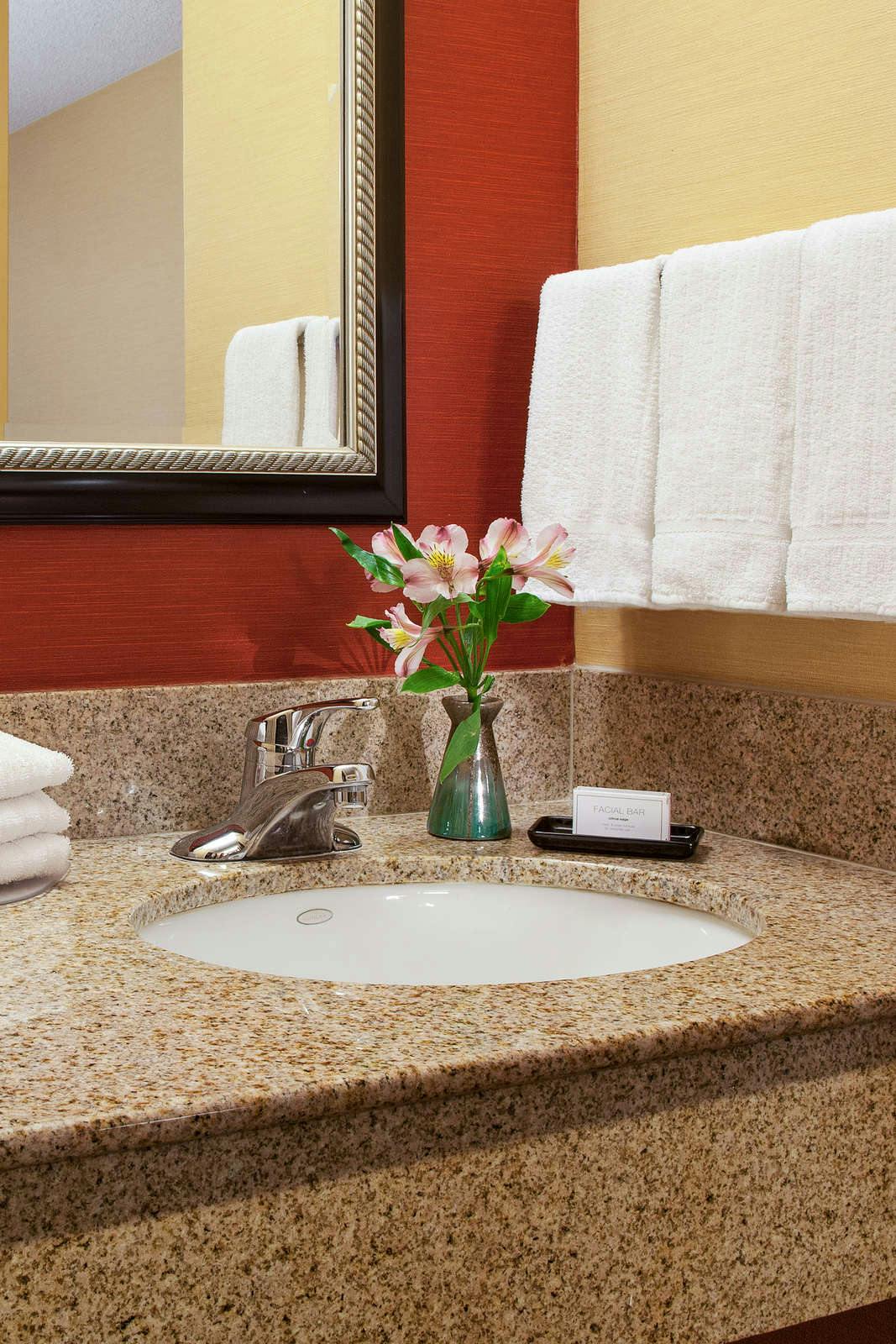 Hotel Courtyard by Marriott Spokane Downtown at the Convention Ctr photo 4