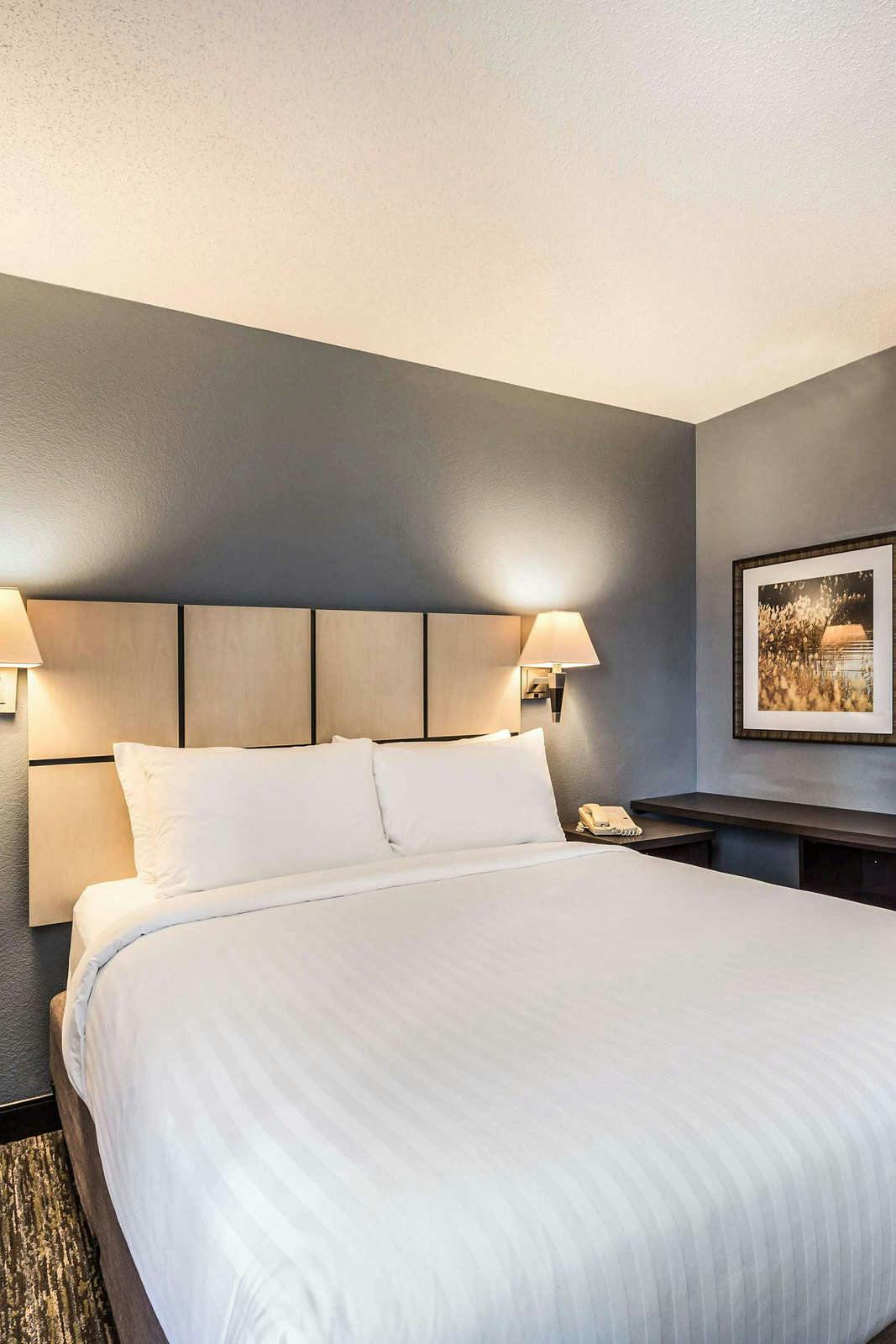 Hotel Sonesta Simply Suites Salt Lake City Airport photo 2