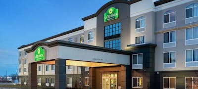 La Quinta Inn Ste OMA AP
