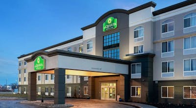 La Quinta Inn Ste OMA AP