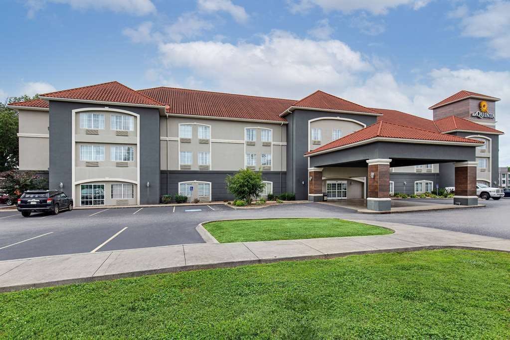 La Quinta Inn & Suites by Wyndham Bowling Green