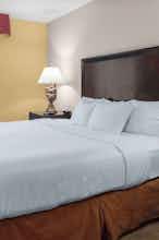 Hotel Embassy Suites by Hilton Kansas City Plaza photo 3