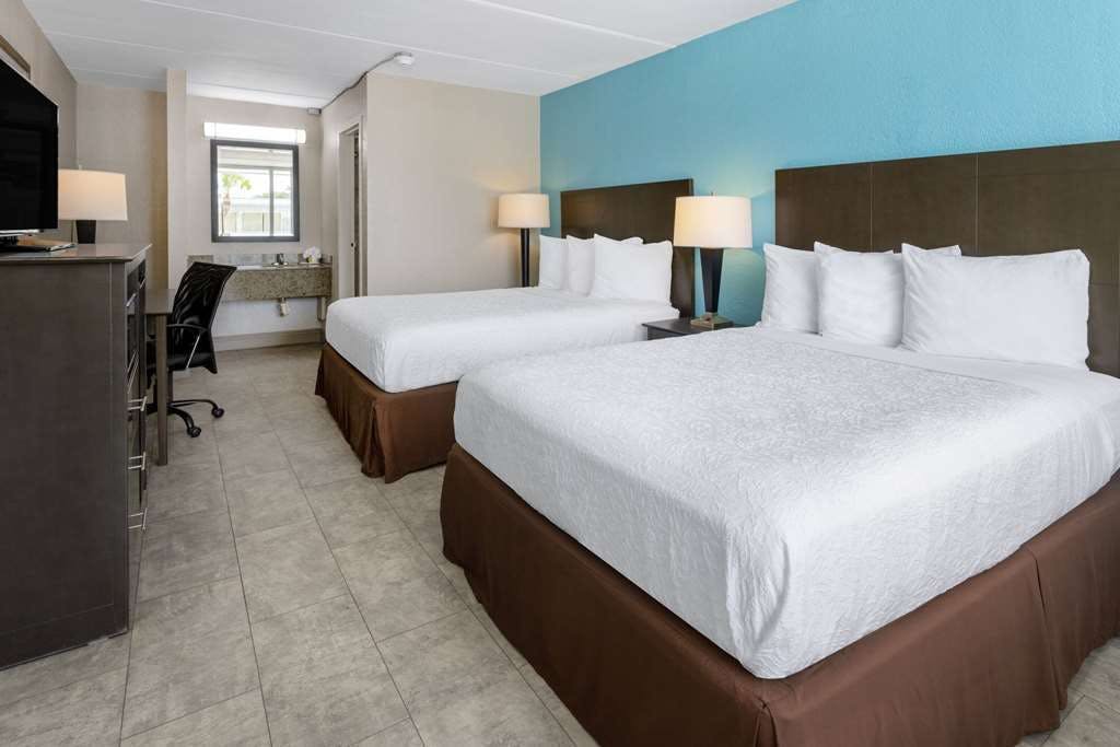 Hotel Travelodge by Wyndham Kingsland GA photo 2