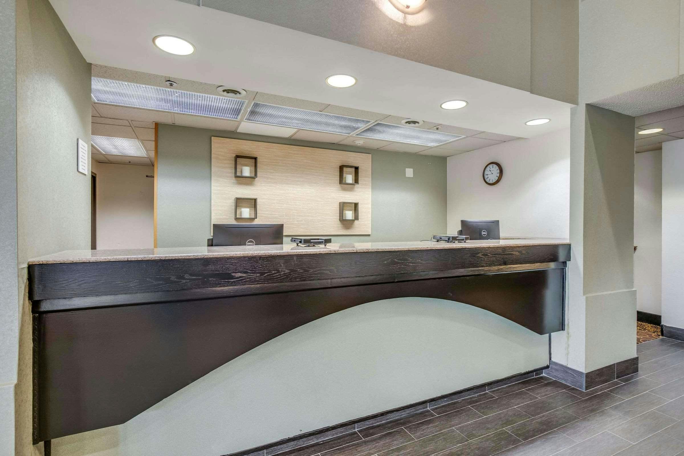 Hotel Comfort Suites Stevens Point photo 5