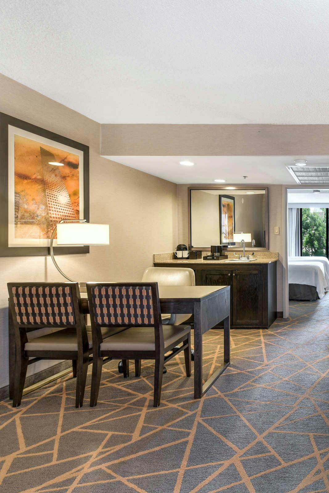 Hotel Embassy Suites by Hilton Denver Tech Center North photo 5