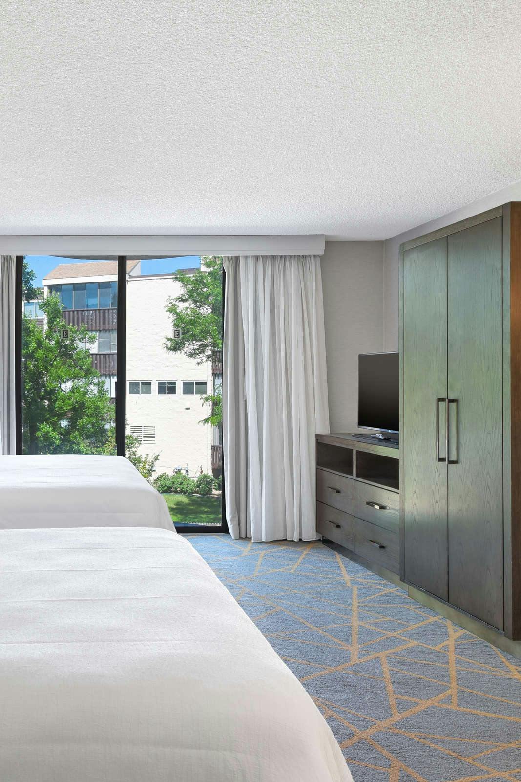 Hotel Embassy Suites by Hilton Denver Tech Center North photo 3