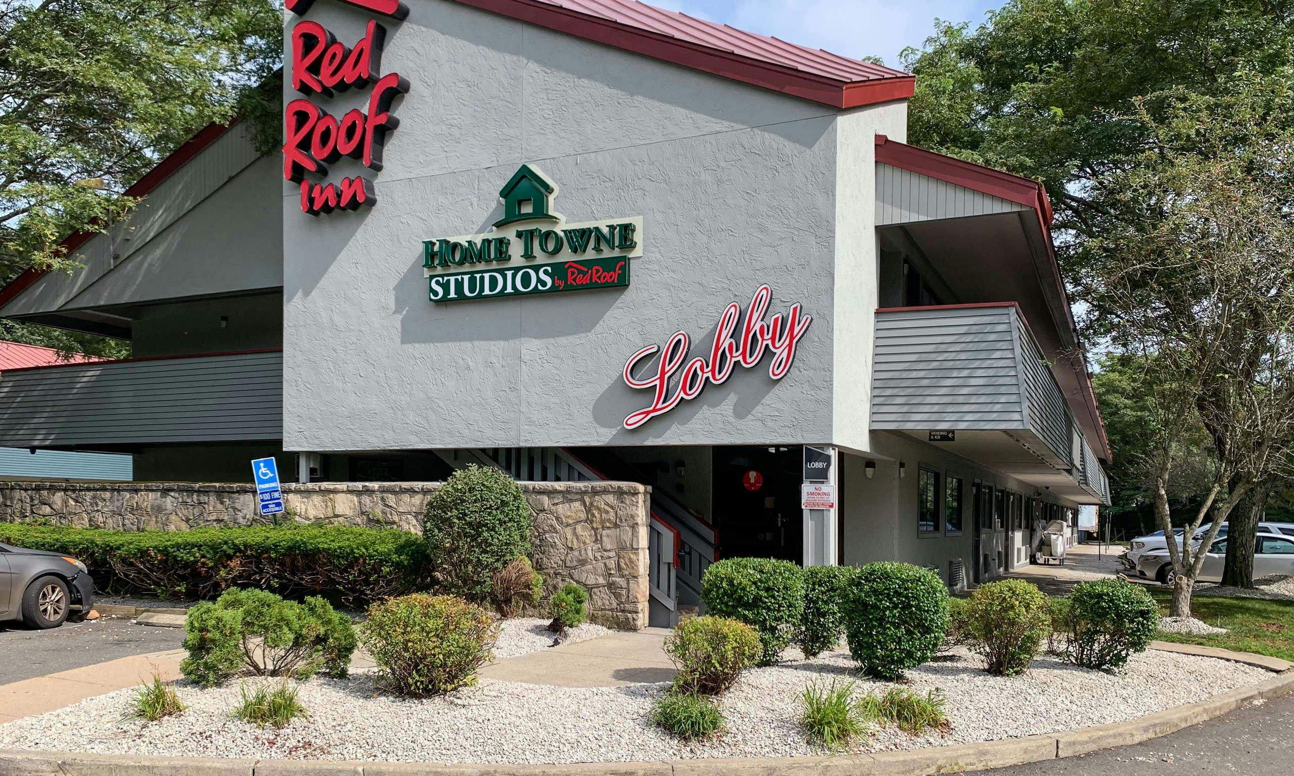 HomeTowne Studios Mystic - New London