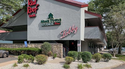 HomeTowne Studios Mystic - New London