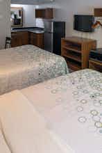 Hotel HomeTowne Studios Mystic - New London photo 4