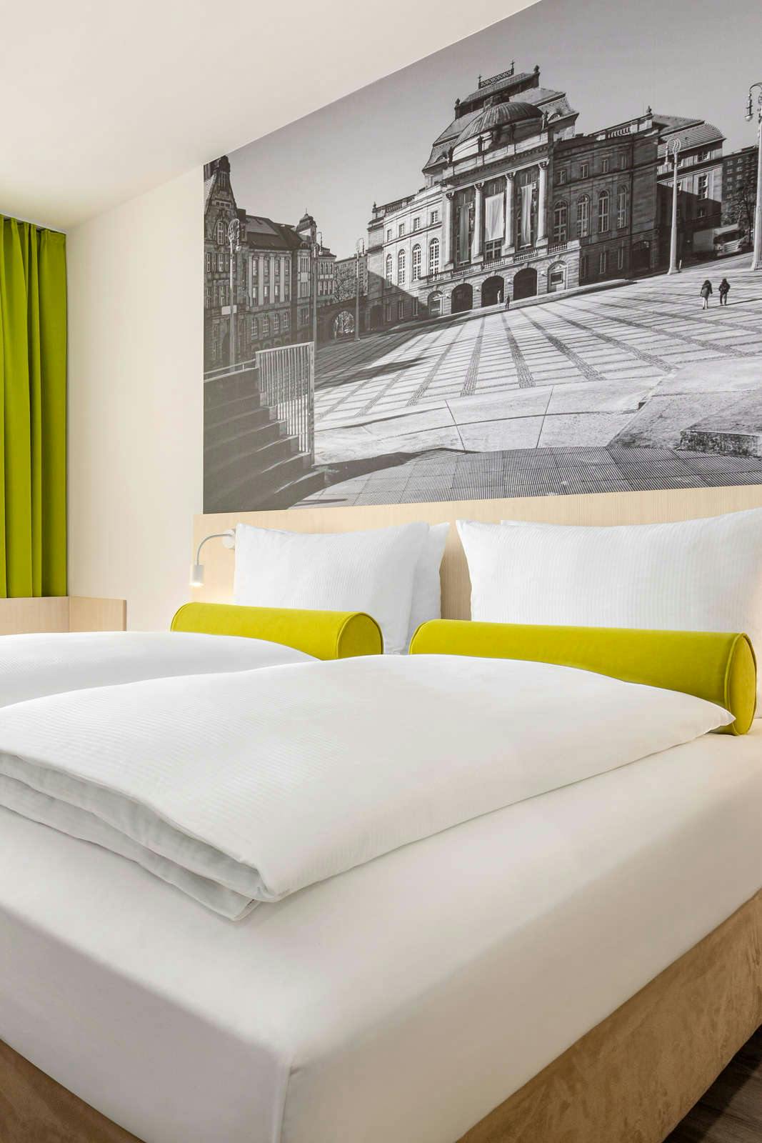 Hotel Super 8 by Wyndham Chemnitz photo 2