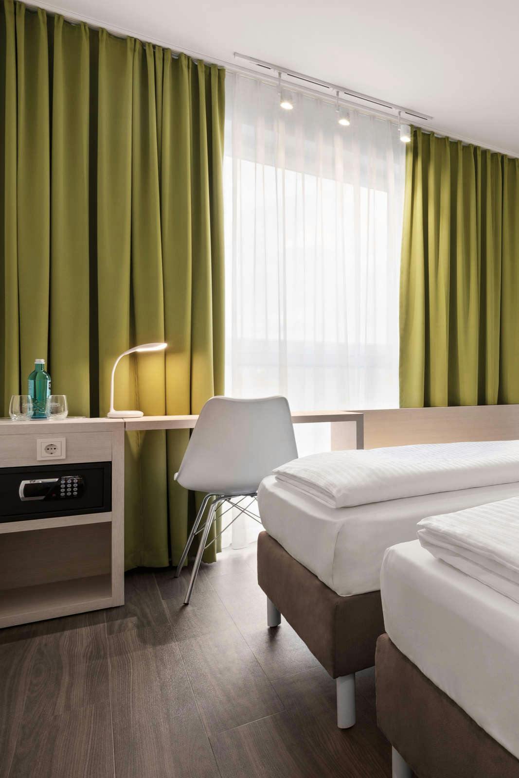 Hotel Super 8 by Wyndham Hamburg Mitte photo 3