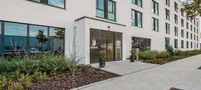 Super 8 by Wyndham Munich North
