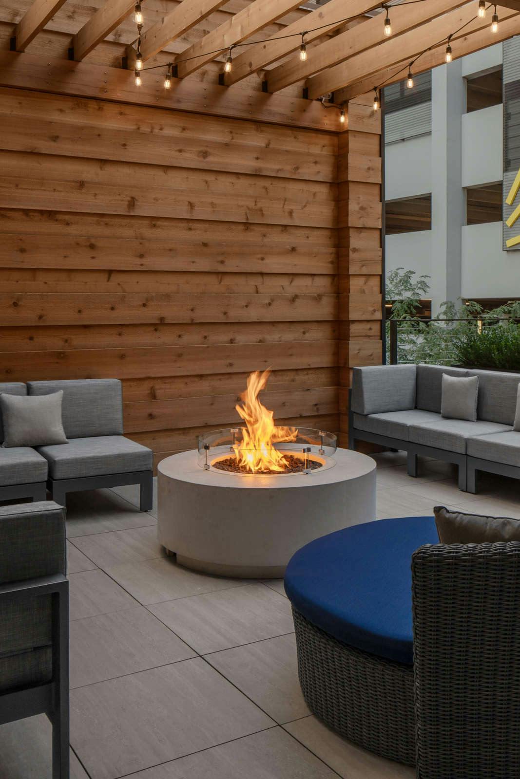 Hotel Homewood Suites by Hilton Charlotte Uptown First Ward photo 1