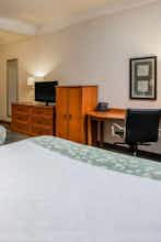 Hotel La Quinta Inn & Suites Colorado Springs South AP photo 5