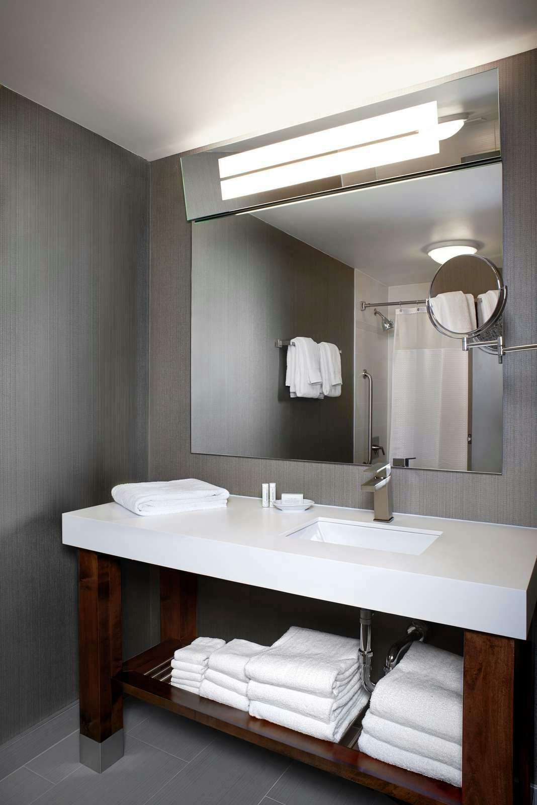 Hotel Courtyard by Marriott Downtown Toronto photo 4