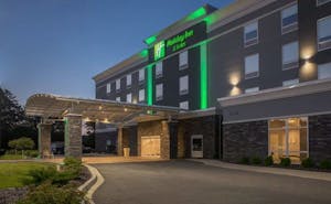 Holiday Inn & Suites Decatur - Forsyth