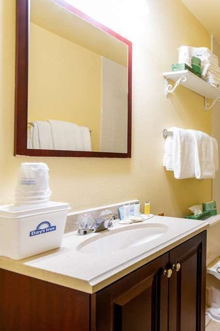 Hotel Days Inn by Wyndham Coeur d'Alene photo 5