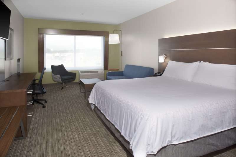 Hotel Holiday Inn Express & Suites King George - Dahlgren photo 1