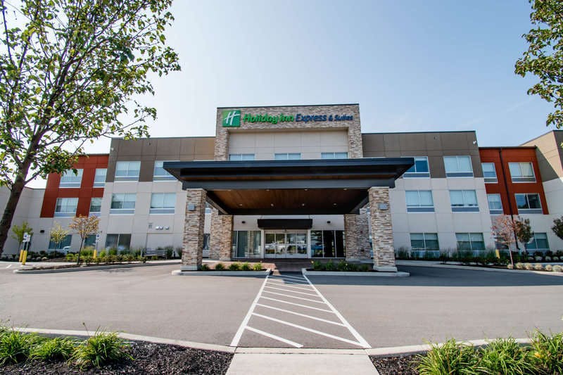 Holiday Inn Express & Suites Tonawanda Buffalo Area