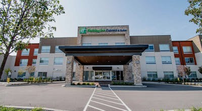 Holiday Inn Express & Suites Tonawanda Buffalo Area