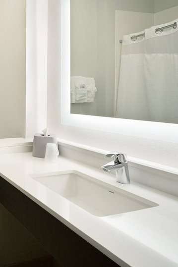 Hotel Holiday Inn Express & Suites Wentzville St Louis West photo 4