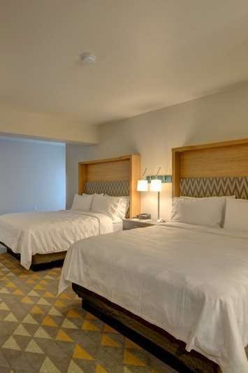 Hotel Holiday Inn Salem photo 3