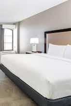 Hotel DoubleTree by Hilton Hotel Austin - University Area photo 1