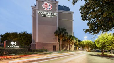 DoubleTree by Hilton Hotel Austin - University Area